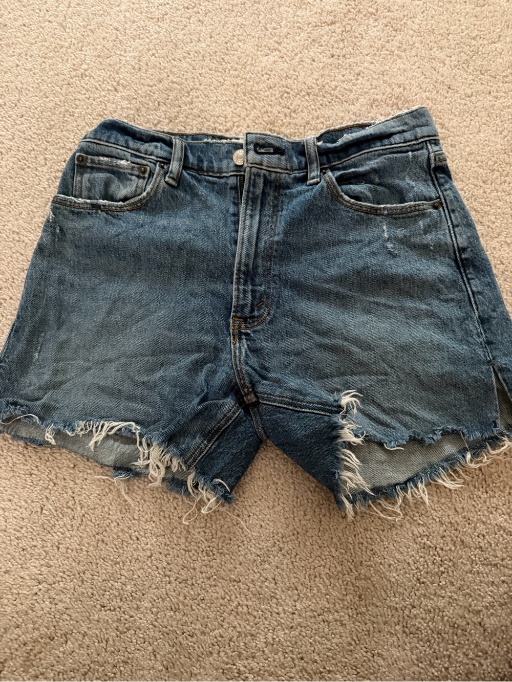 Abercrombie mom shorts size 27 4” inseam